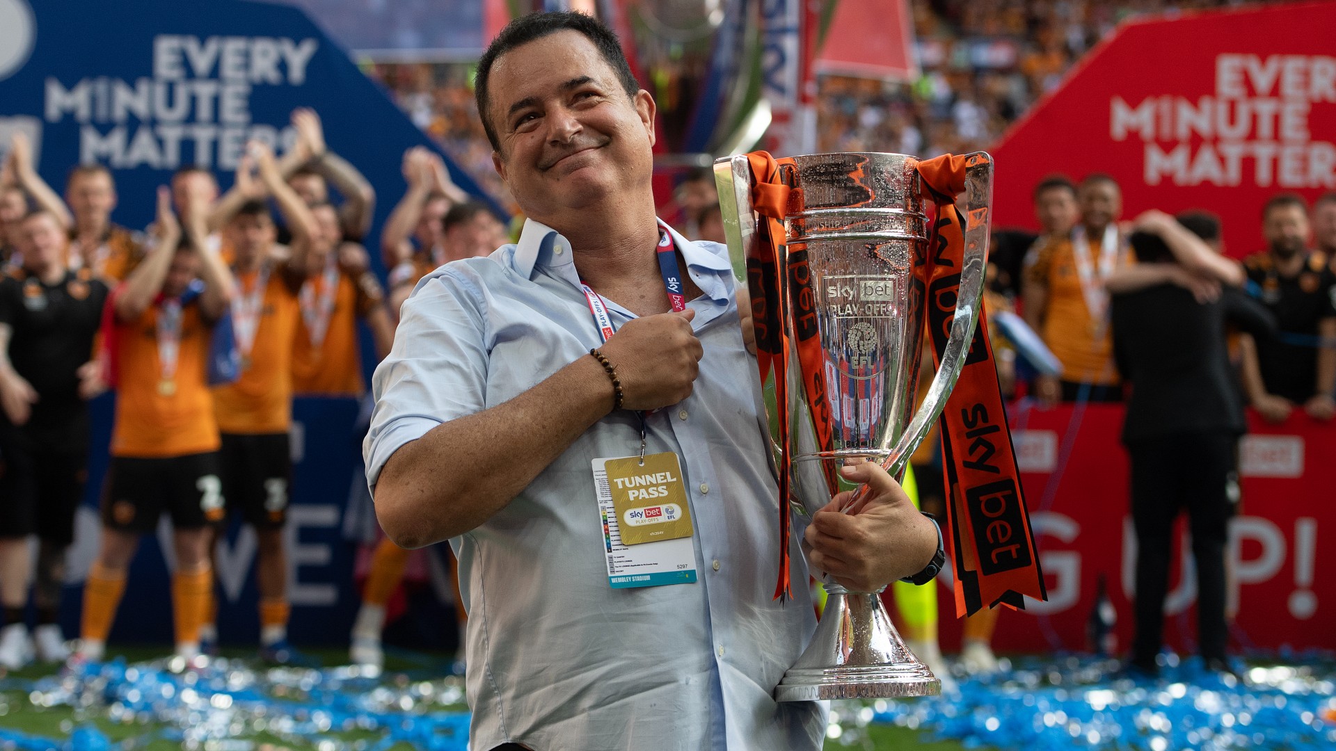 Hull owner reveals £200m budget