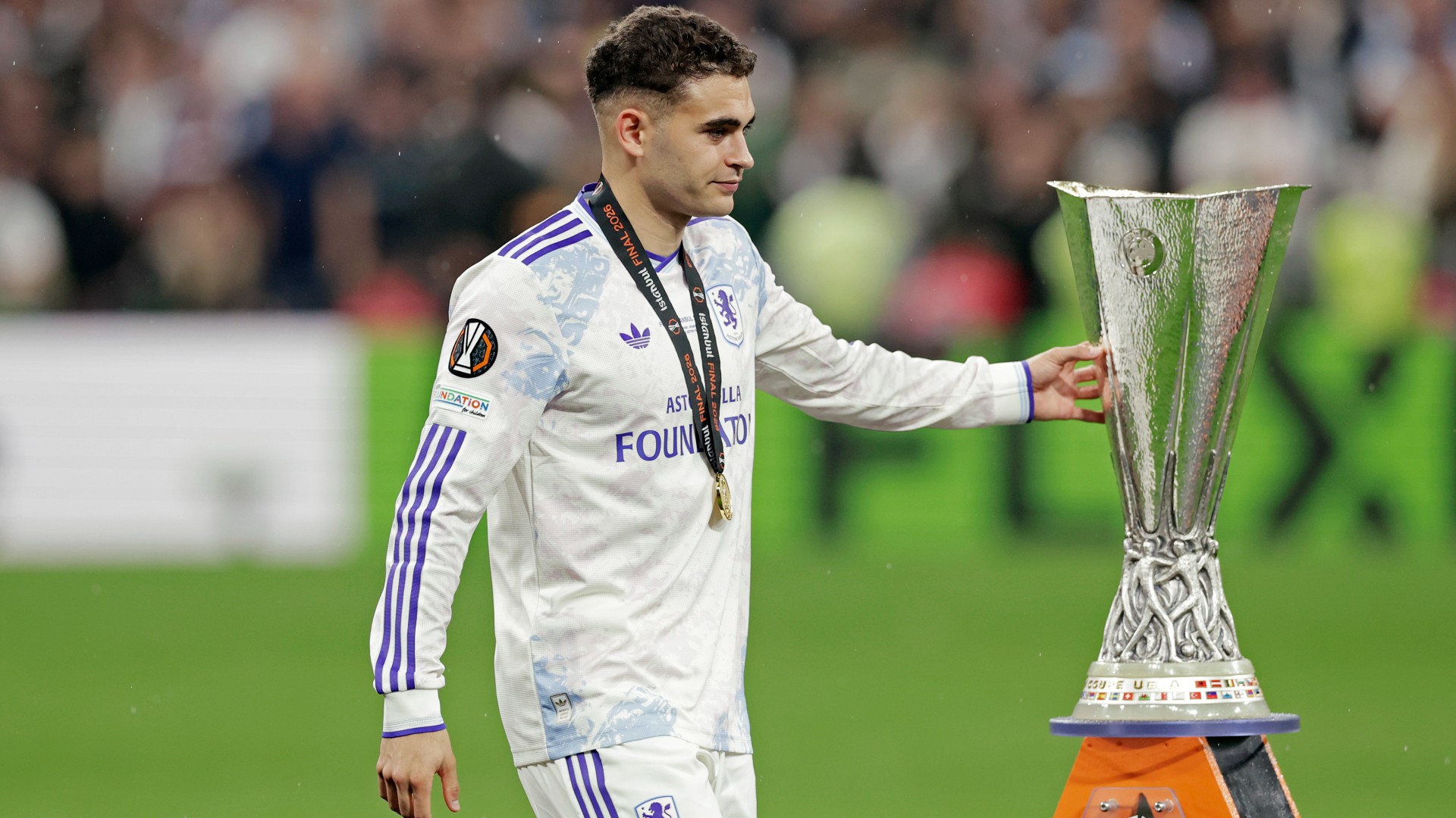 Villa's Garcia joins Getafe on loan